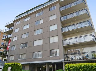 1370 Clyde Ave #405, West Vancouver, BC V7T1E7