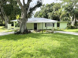 515 SW South Carolina Dr, Stuart, FL 34994