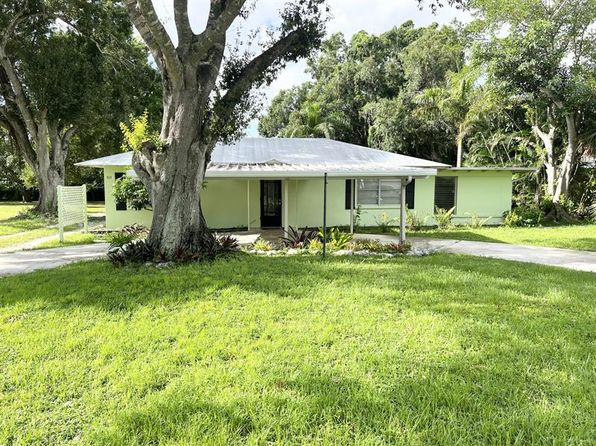515 SW South Carolina Dr