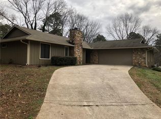 130 Softwood Cir, Roswell, GA 30076