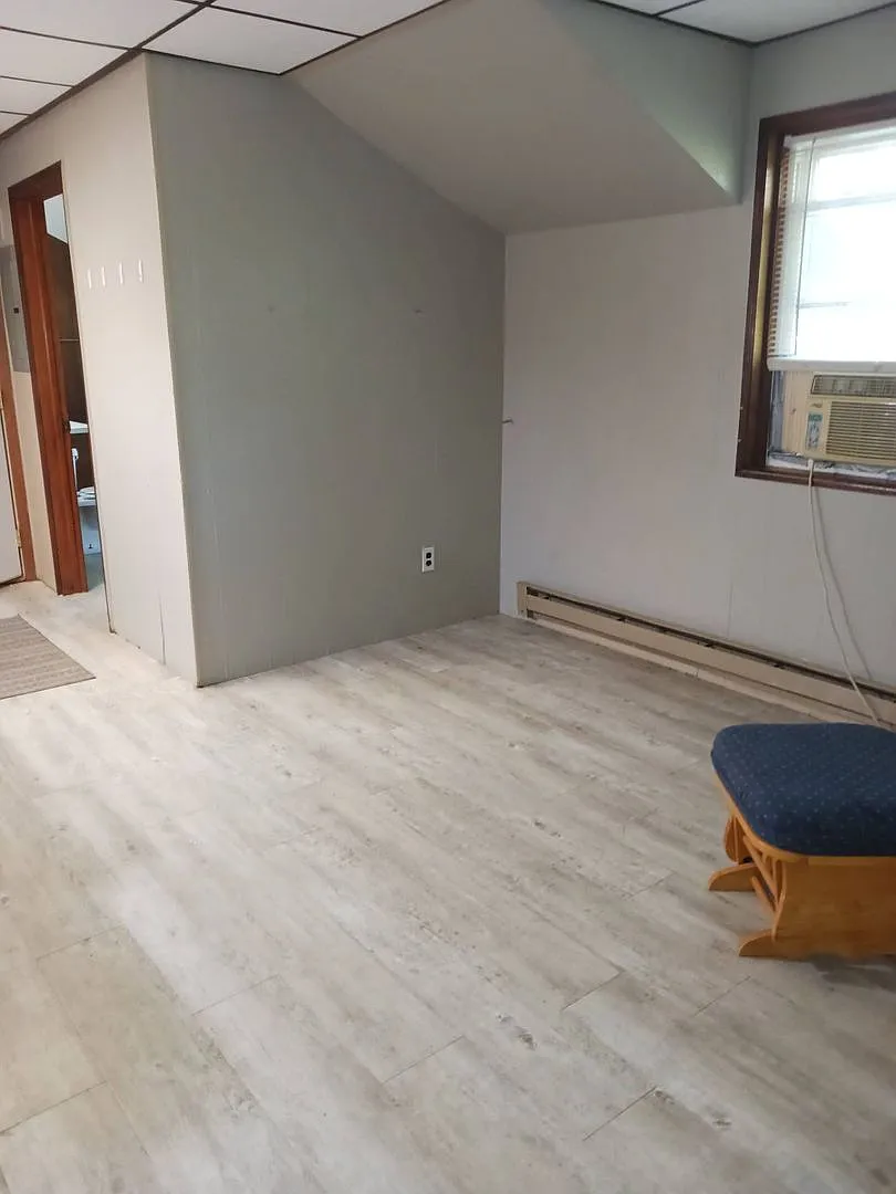 300 Norway Ave - LMRR Partners LLC — Photo 1