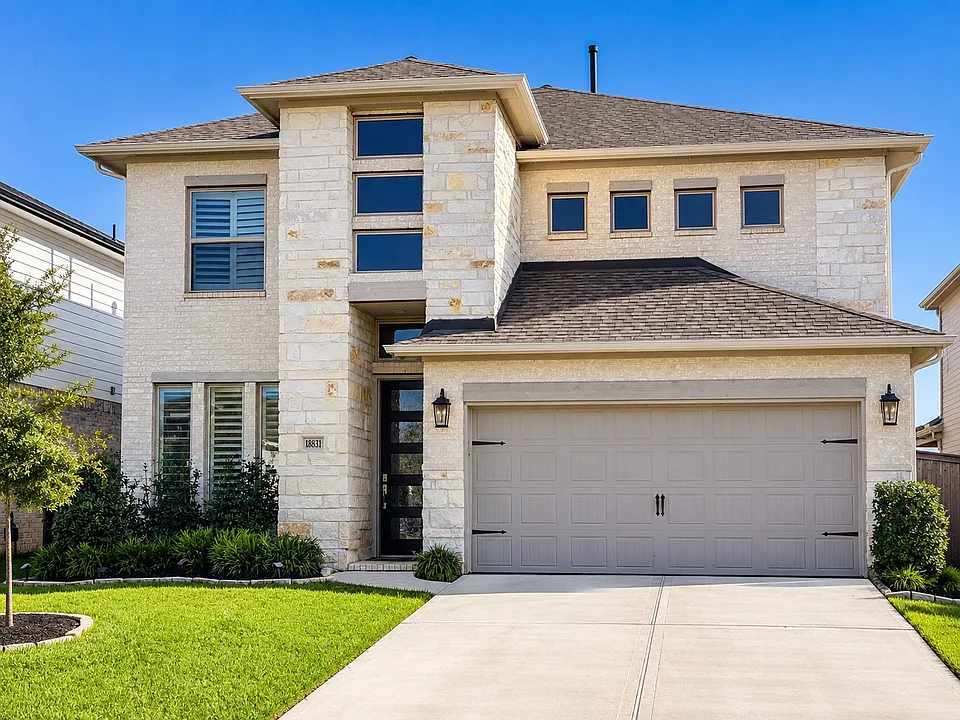 18831 Brego Ln