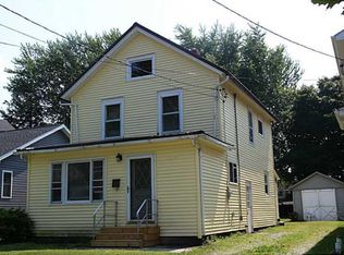 67 E Division St, North East, PA