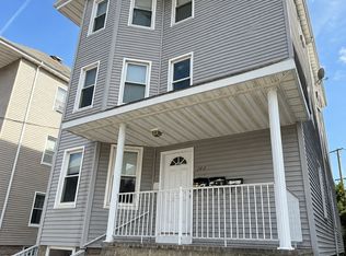 148 Tallman St #2, New Bedford, MA 02746
