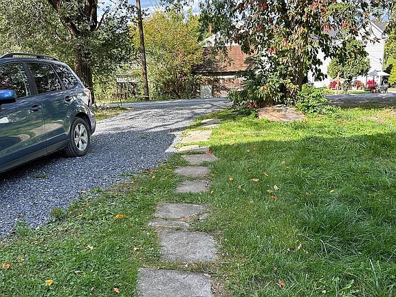 3rd image of 17 N Euclid Ave