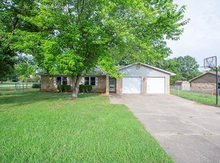 1020 N Daisy St, Greenwood, AR 72936