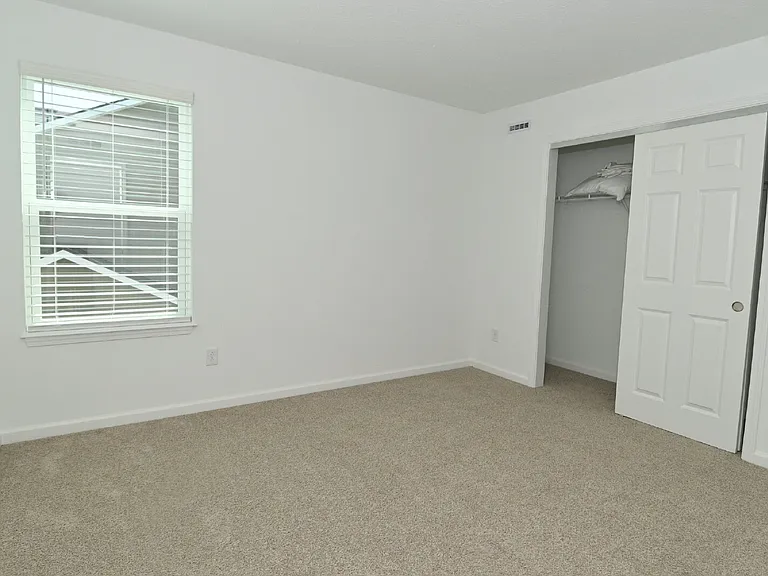 7348 Deerberg Dr — Photo 39