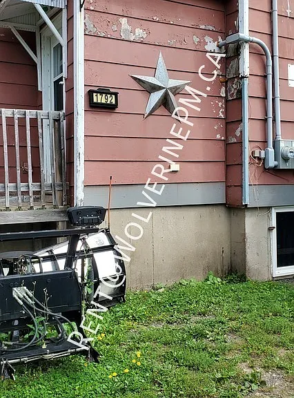1792 Victoria St #2 — Photo 9
