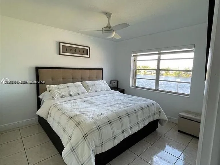 12860 SW 43rd Dr #244-B — Photo 5