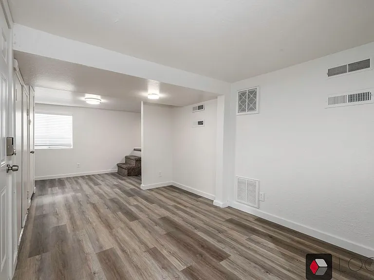 365 E Garfield Ave #4 — Photo 6