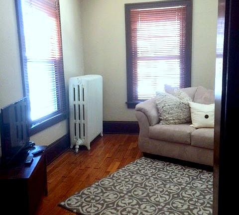 3rd image of 3121 Girard Ave S APT 8