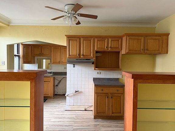 4th image of 5555 S Everett Ave APT A10