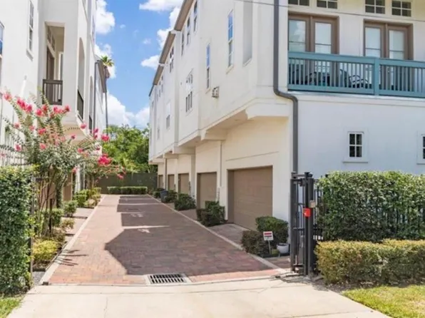 2010 Beall St, Houston, TX 77008