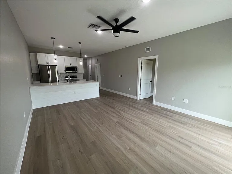12128 Henley Ave — Photo 12