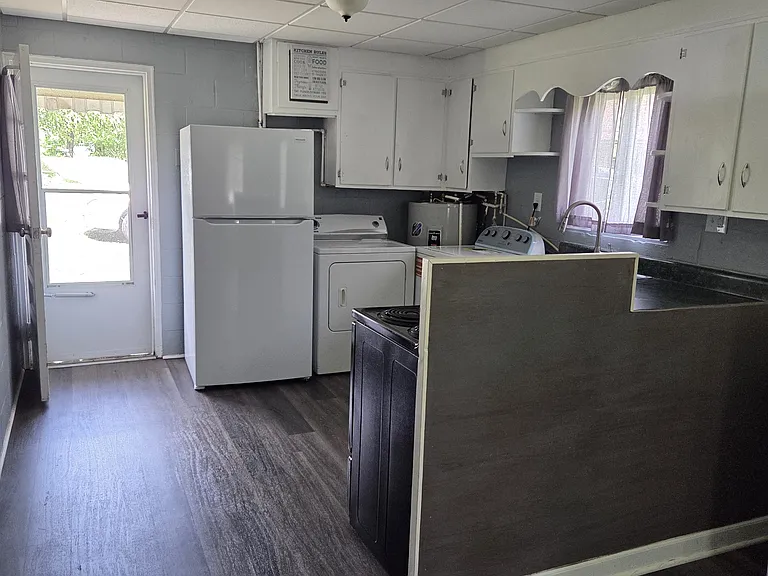 8412 Shilling St — Photo 7