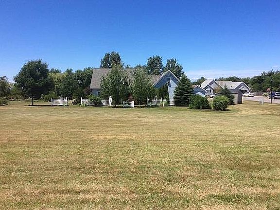 3rd image of 11012 Vineyard Dr