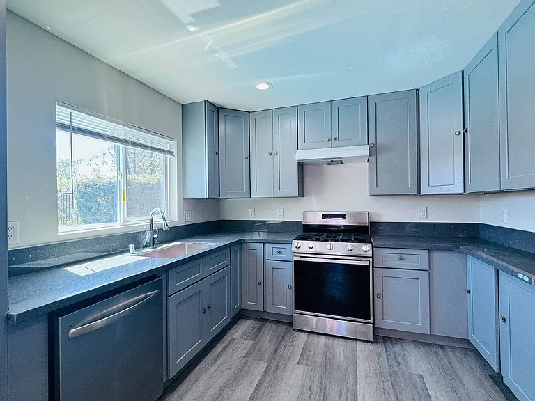 1160 Arturo St #1 — Photo 2