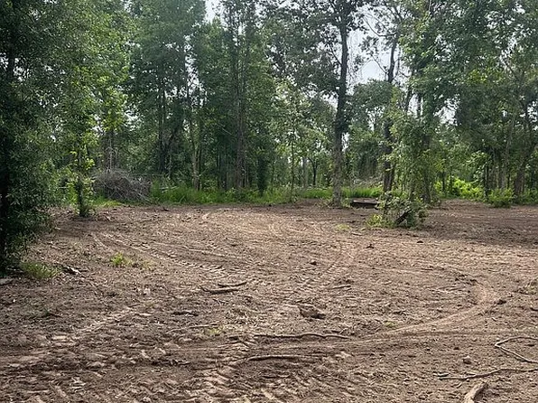 2540 N China Rd, Beaumont, TX 77713