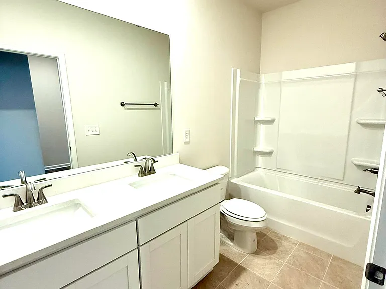 9093 Malahide Ln — Photo 6