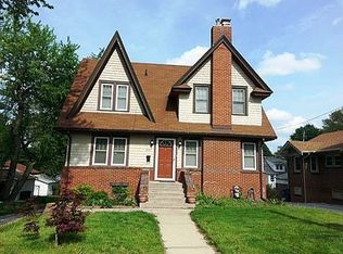2521 Beaver Ave, Des Moines, IA 50310