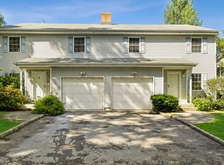 25 Chadwick St, Glen Cove, NY 11542