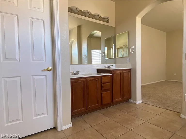 5980 Fidenza Ave — Photo 37