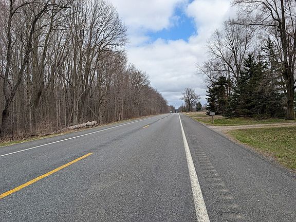 4th image of 955 Mendon Rd