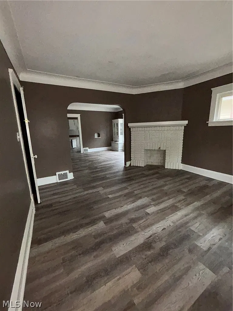2 bed, 1.0 bath, $1,000 — Photo 2