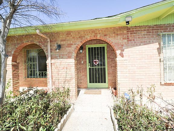 2nd image of 4002 San Eduardo Ave