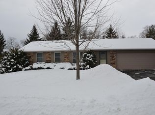 1302 Monroe St, Onalaska, WI 54650