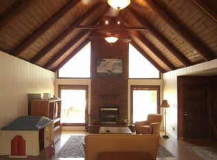 91 Lakeside Dr, Newnan, GA 30263