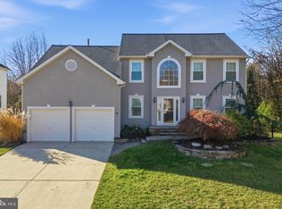 8 Christopher Dr, Marlton, NJ 08053