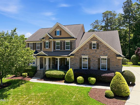 3rd image of 2801 Bending Tree Ct