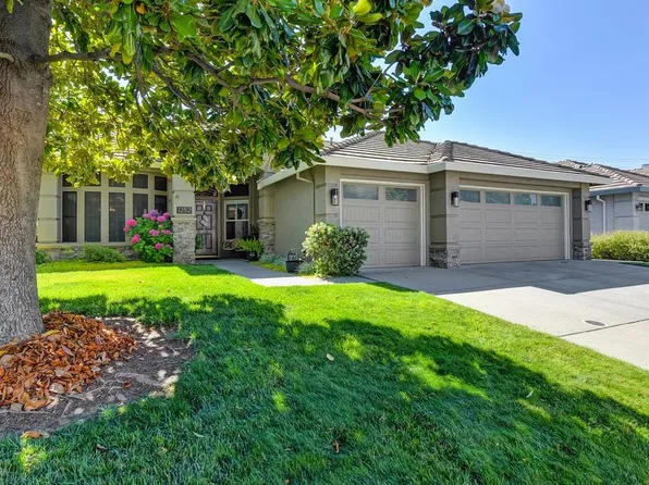 1252 Mercedes Dr, Roseville, CA 95747