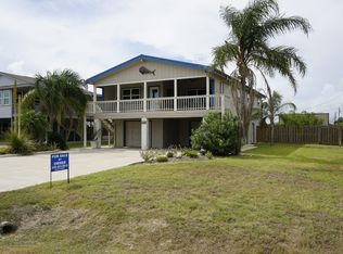 854 Laguna Dr, Port Mansfield, TX 78598