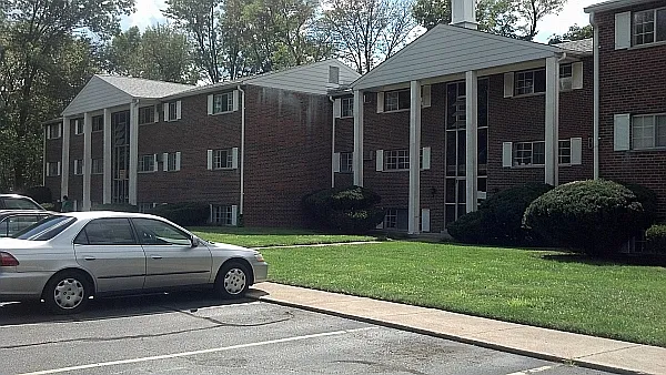 Building Photo - GLORY RIDGE APARTMENTS