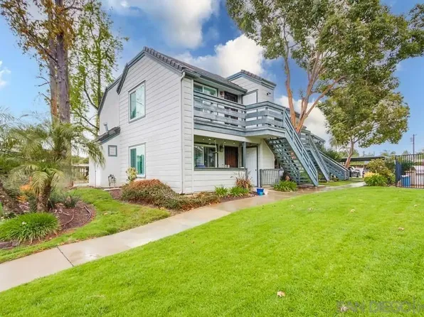 1800 S Maple St Unit 201, Escondido, CA 92025