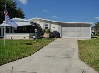 1548 Hillcrest Dr, Lady Lake, FL 32159