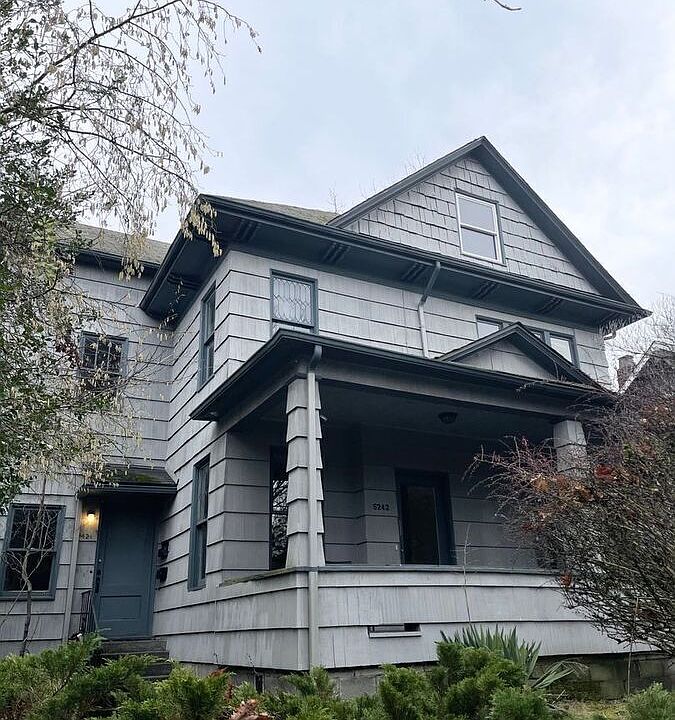1st image of 5242 12th Ave NE Floor 3