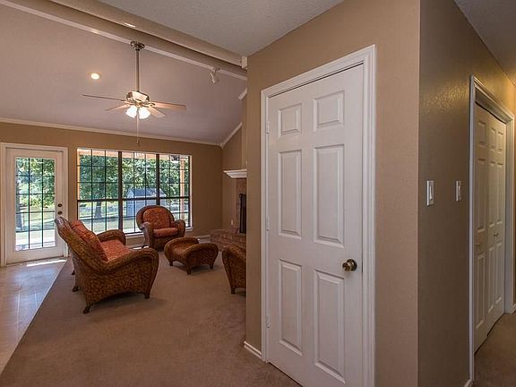 4th image of 125 Camino Robles St