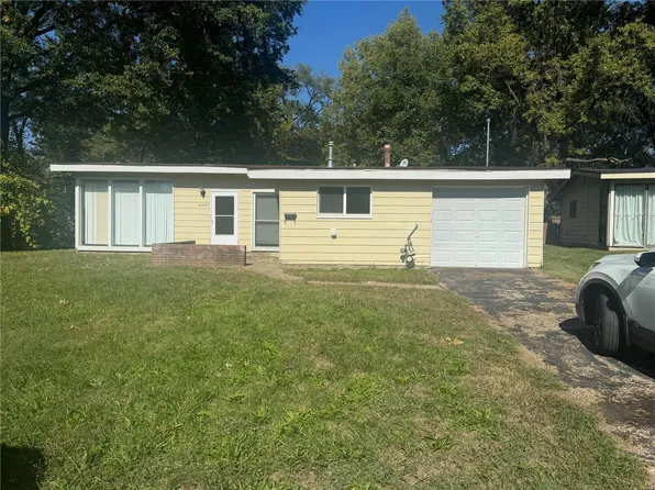 8333 Midwood Ave, Saint Louis, MO 63134