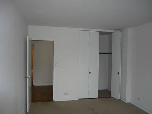 Rented by Classic Marketing- 530 Park1 | media 37