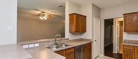2404 Glenhaven Dr — Photo 32