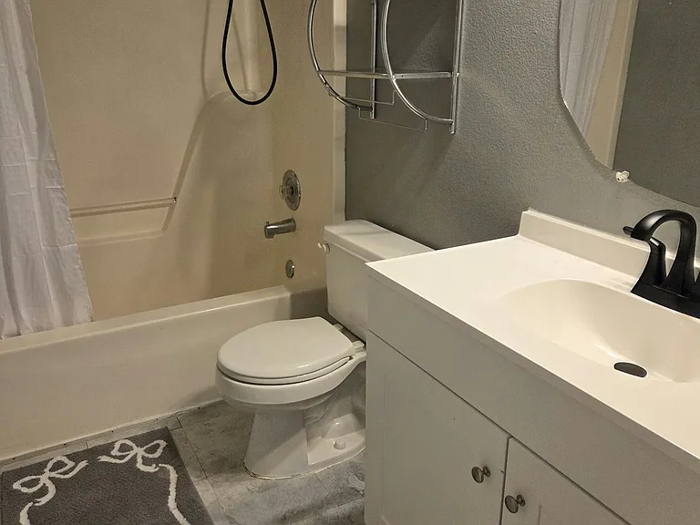 501 Braithwaite St #A — Photo 15
