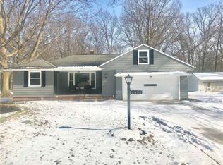 2593 Northglen Dr, Westlake, OH 44145