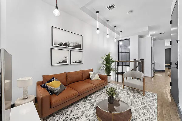 Rented by NOVO Living LLC | media 8