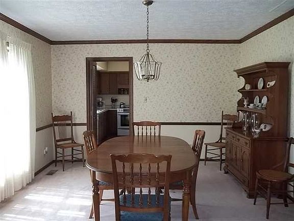 3rd image of 4705 N Weir Dr