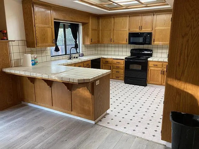 5033 Bluebird Ln — Photo 3