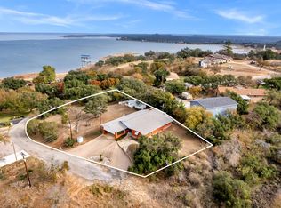 335 Lake Dr, Buchanan Dam, TX 78609