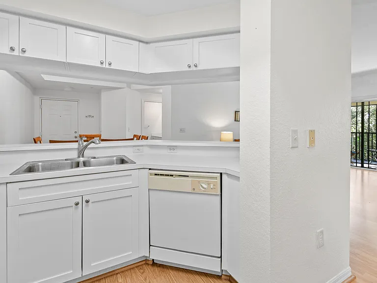 2727 Anzio Ct #307 — Photo 10